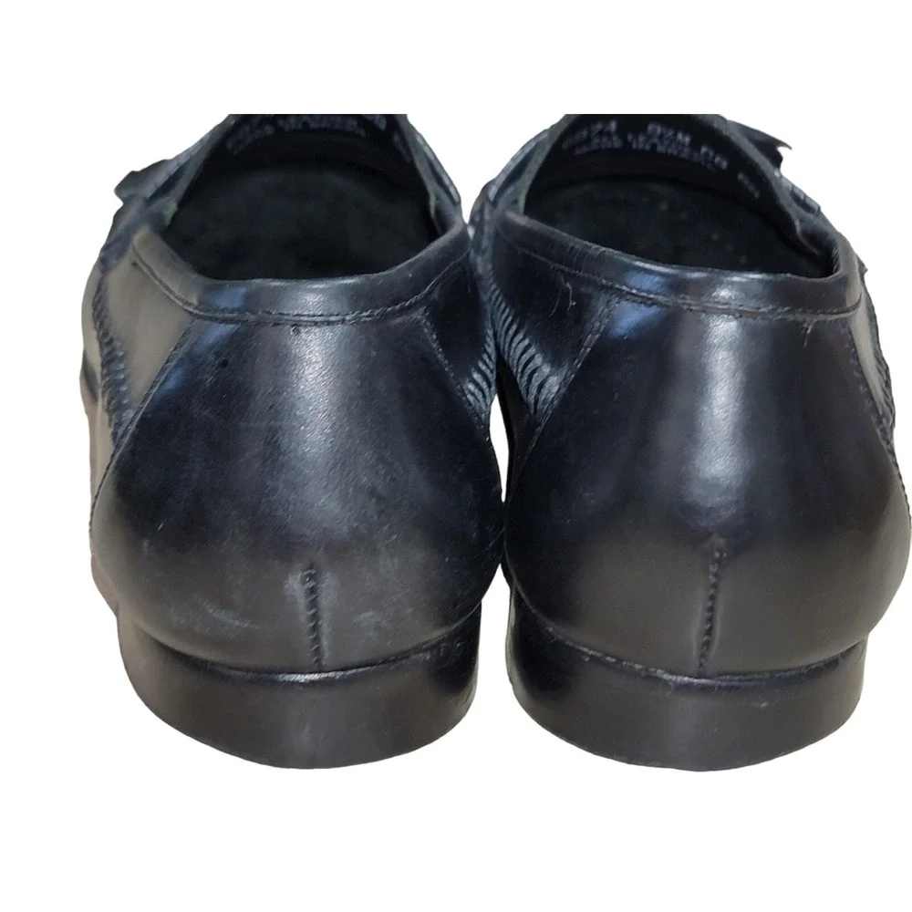G. H. Bass Men's Black Tassel Kiltie Loafers Leather Slip On Shoes‎ Sz 9.5 M